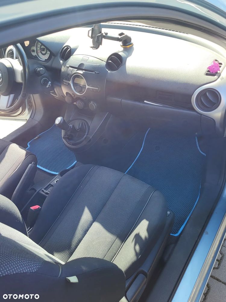Mazda 2 1.3 Exclusive - 9