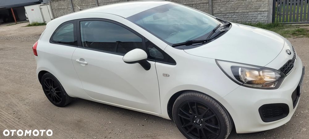 Kia Rio 1.2 Attract - 9