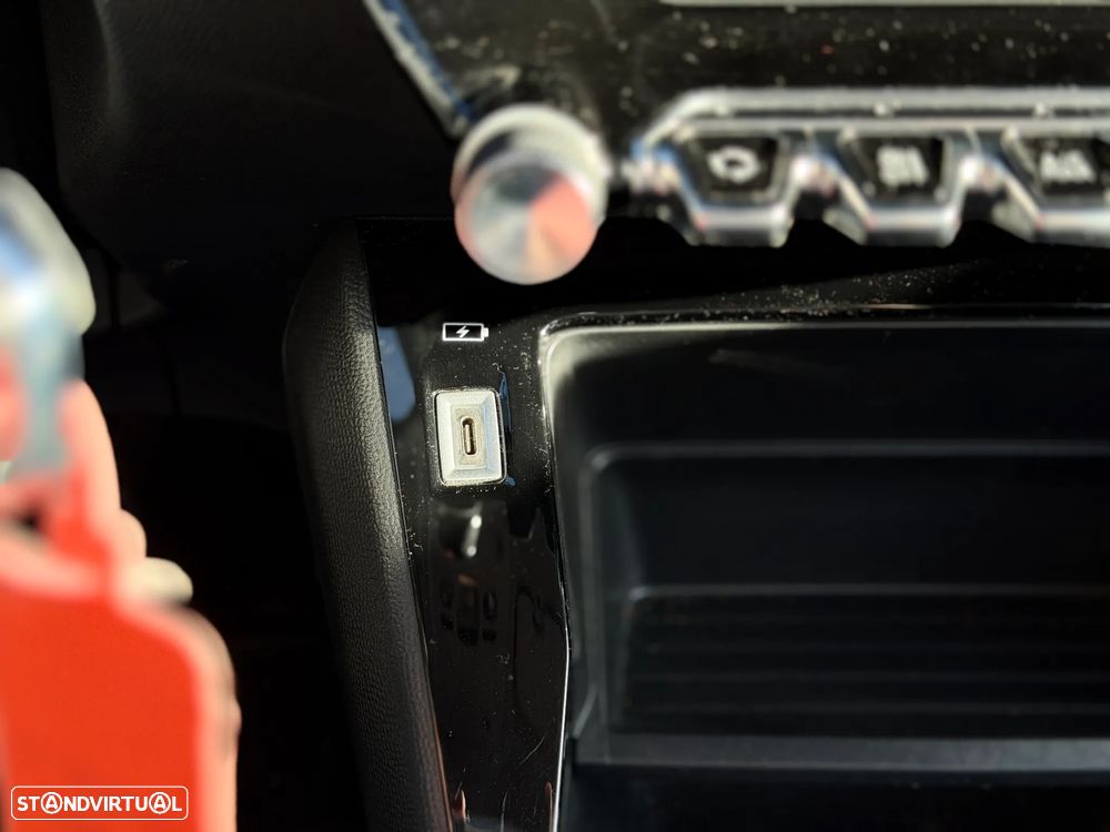 Peugeot 2008 PureTech 130 Active Pack - 21