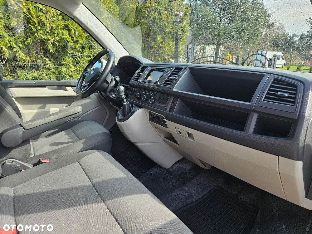 Volkswagen Transporter T6 - 2