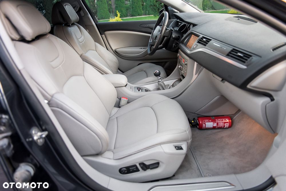 Citroën C5 HDi 135 FAP Exclusive - 25