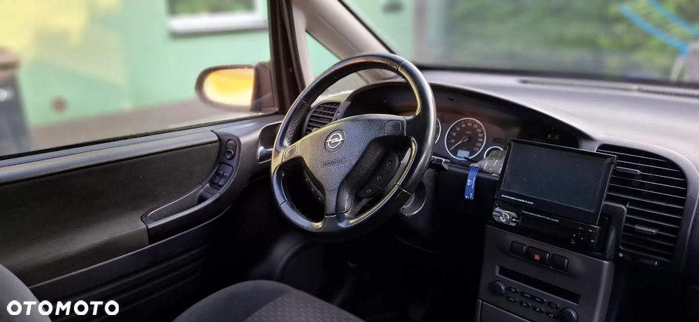 Opel Zafira 1.8 Elegance - 20