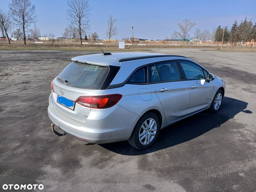 Opel Astra 1.6 CDTI Enjoy - 8