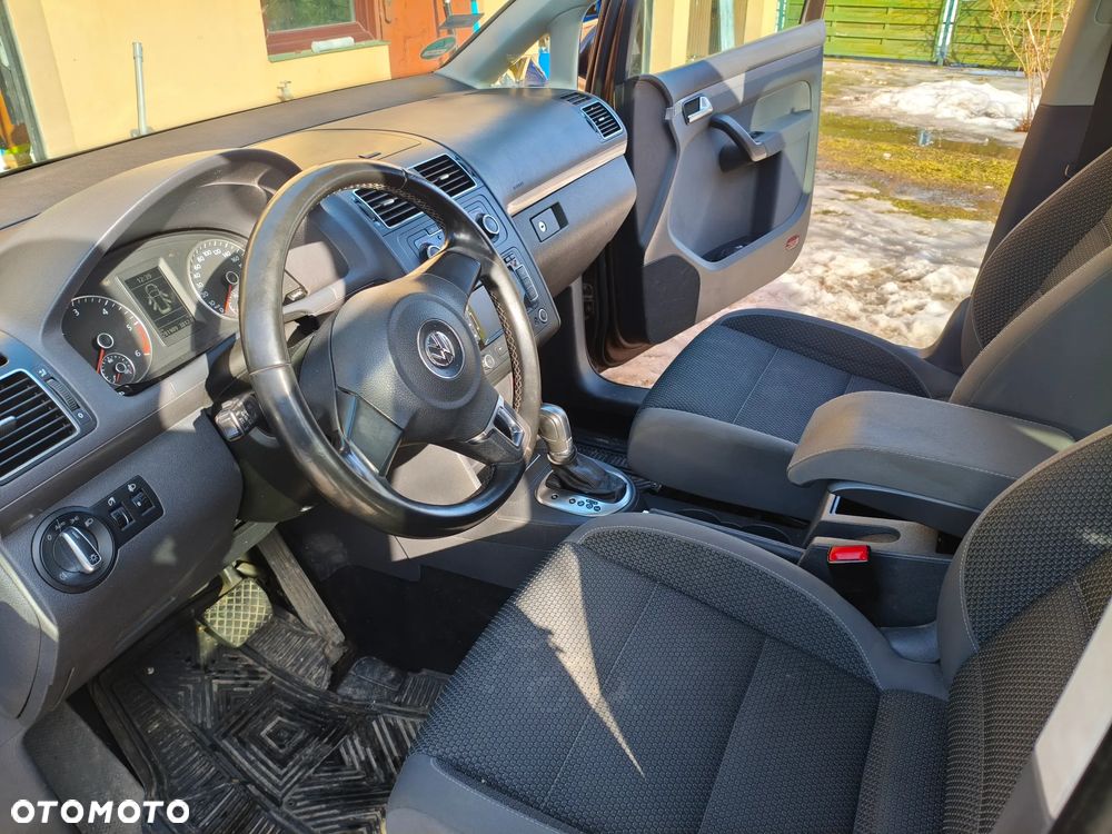 Volkswagen Touran 1.6 TDI DPF Comfortline DSG - 8