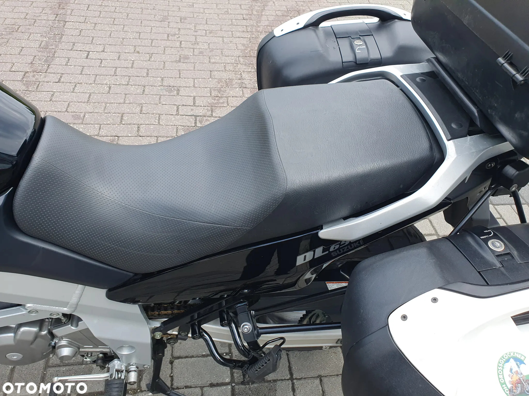 Suzuki V-STROM - 6