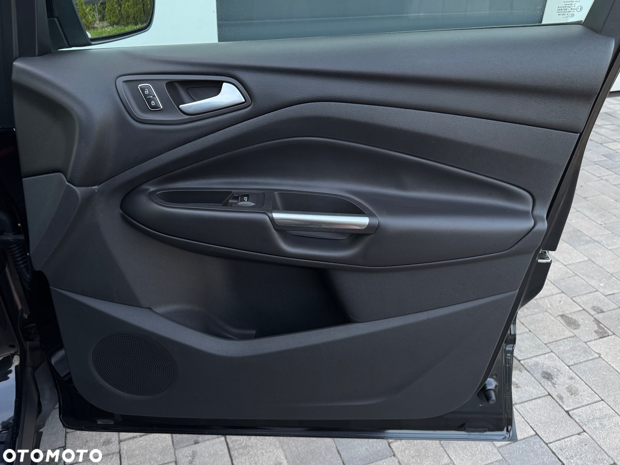 Ford Kuga 1.6 EcoBoost 2x4 Titanium - 22