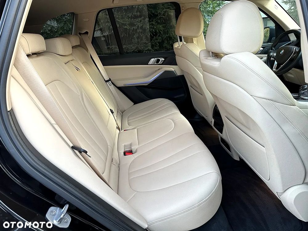 BMW X5 xDrive25d - 22