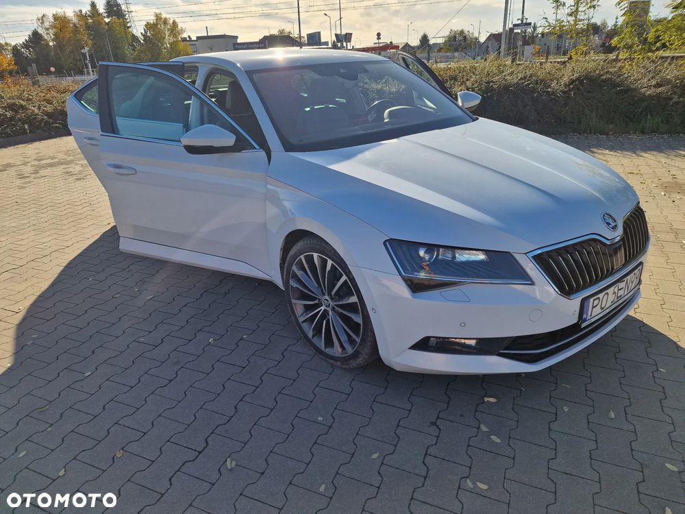 Skoda Superb 2.0 TSI L&K DSG - 26