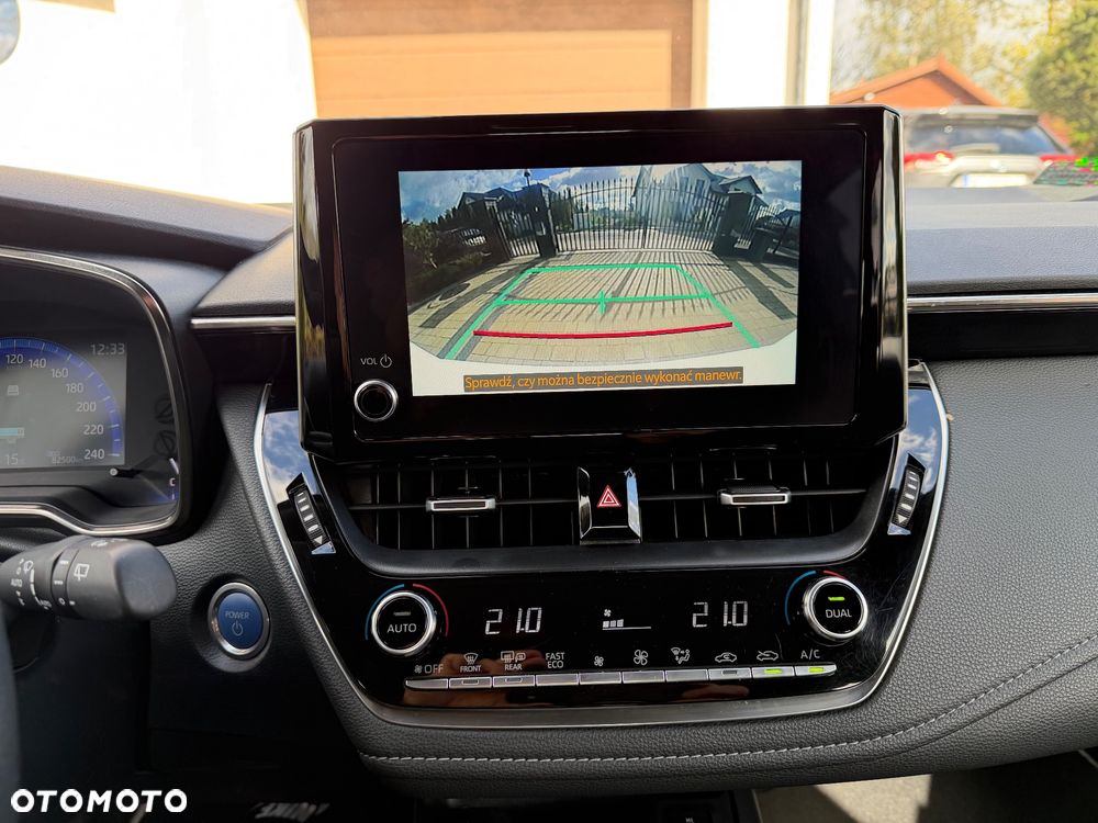 Toyota Corolla 1.8 Hybrid Comfort - 16