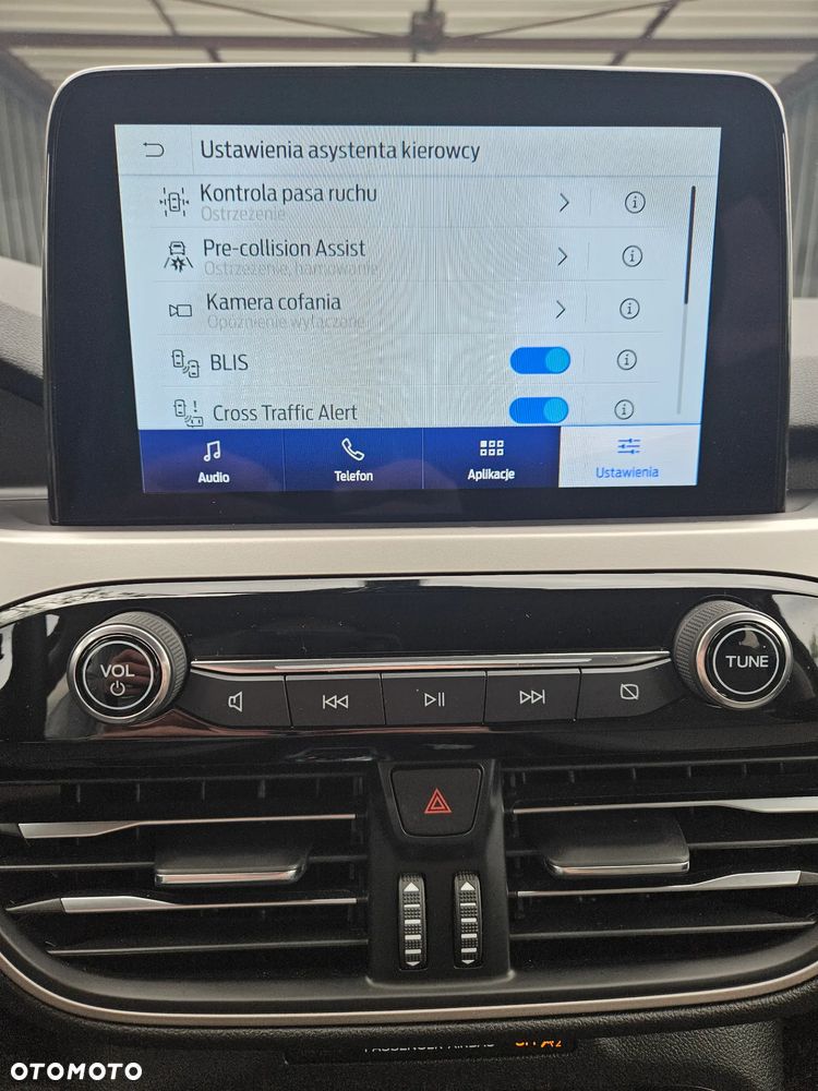 Ford Kuga - 16