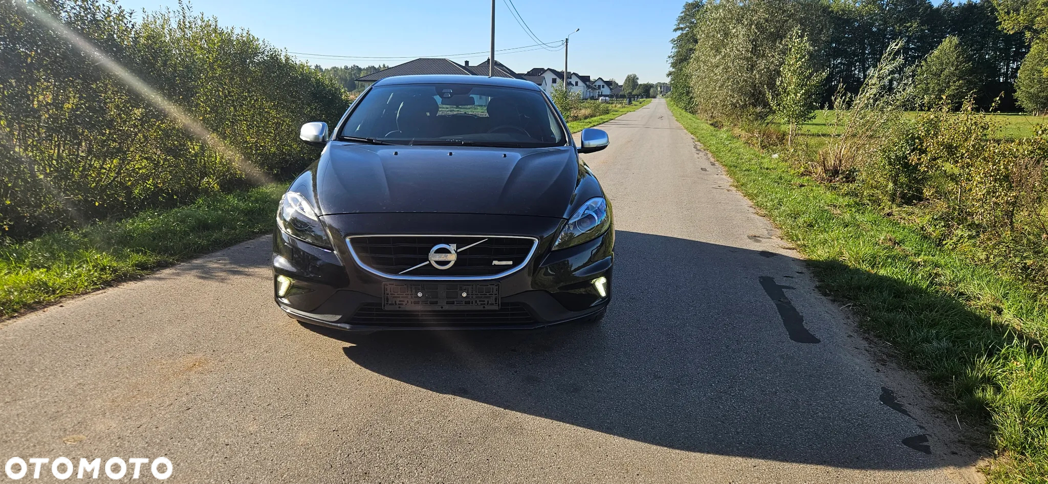 Volvo V40 T3 R-Design - 2