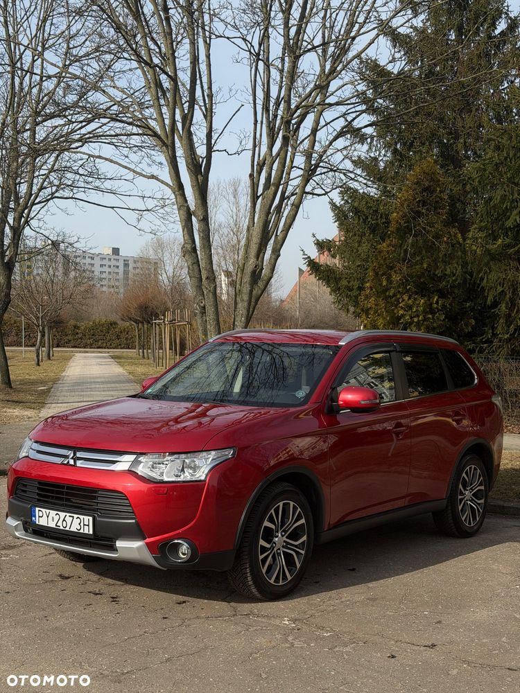 Mitsubishi Outlander 2.2 DID Instyle Navi 4WD - 1