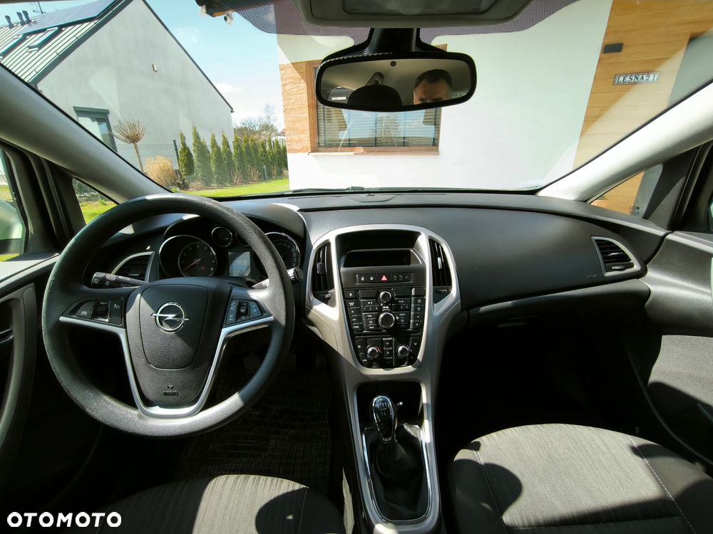 Opel Astra - 10