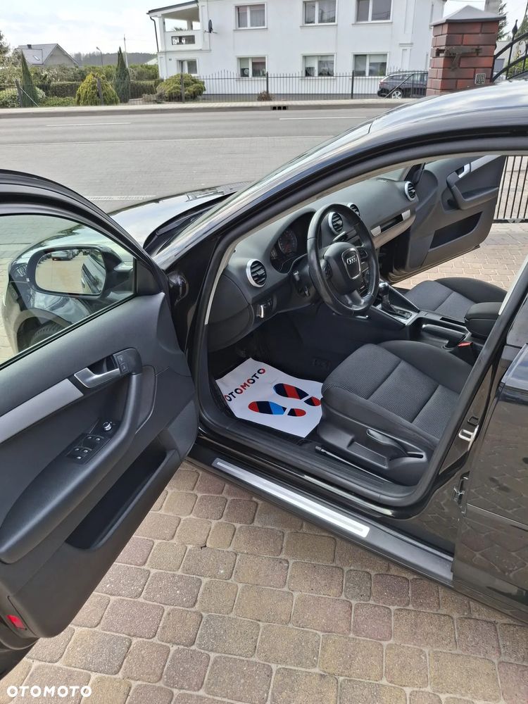 Audi A3 Sportback - 8