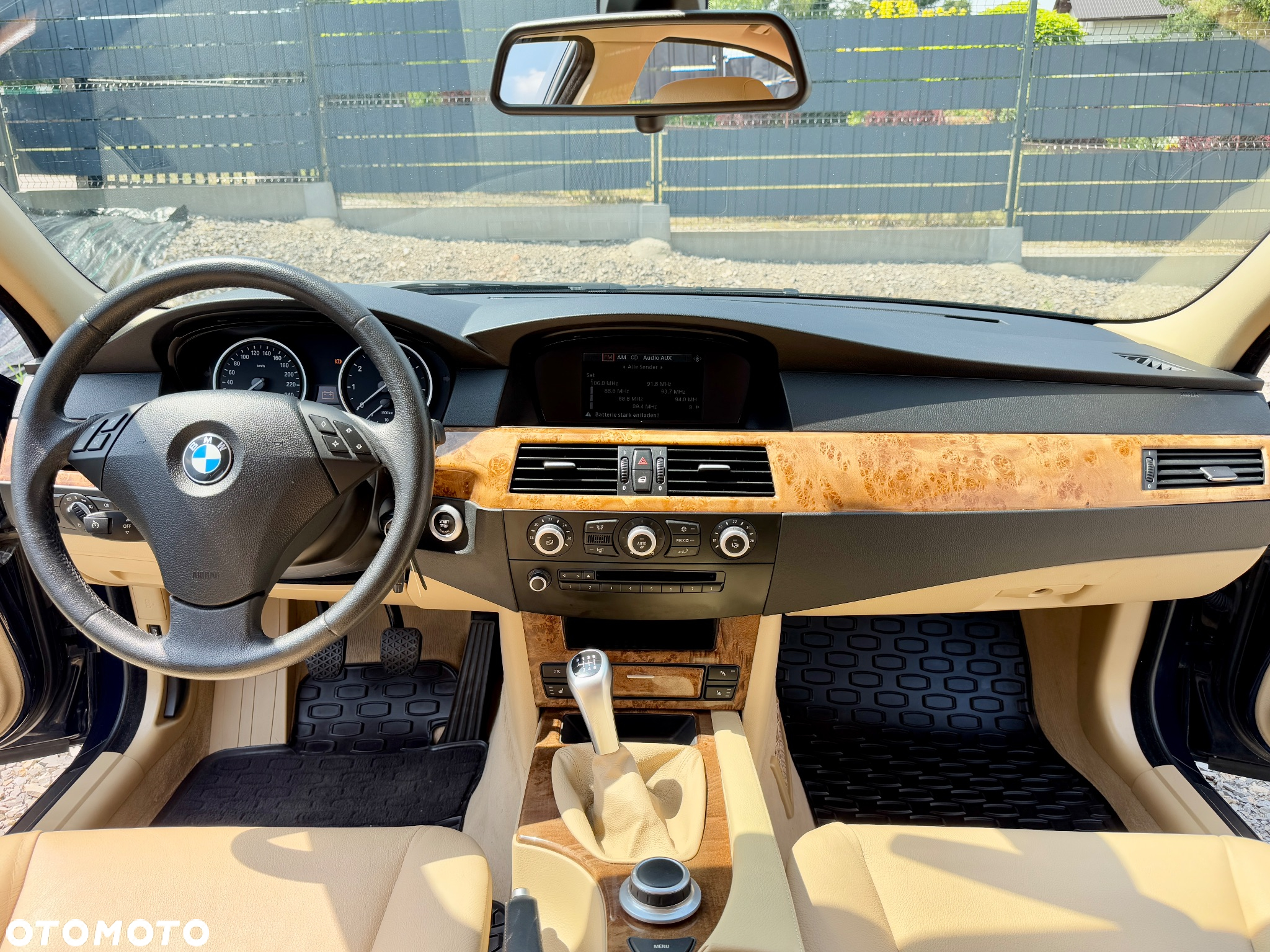 BMW Seria 5 523i - 21