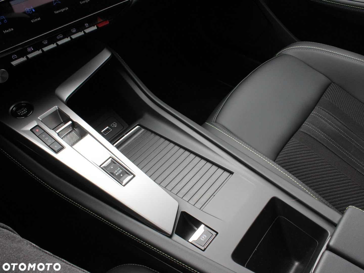 Peugeot 308 - 16