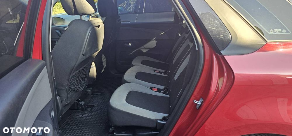 Citroën C4 Picasso 1.6 VTi Attraction - 11