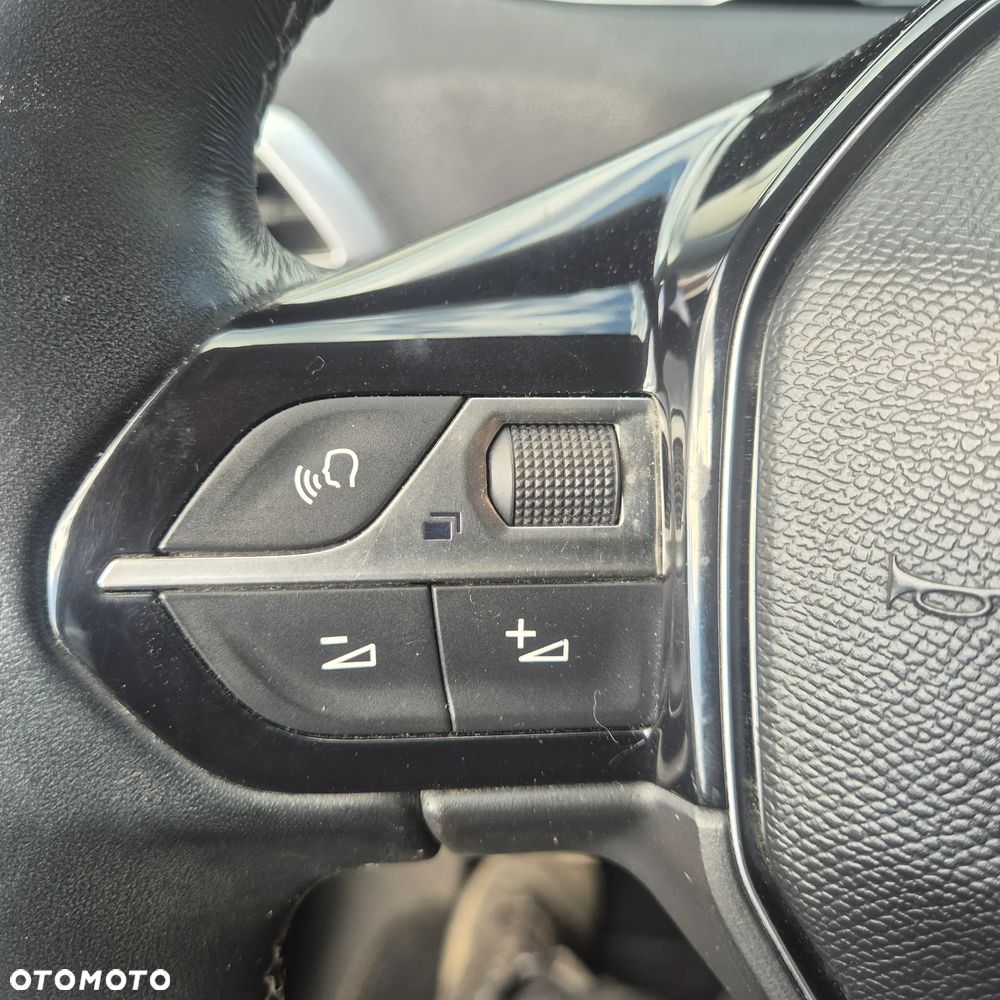 Peugeot 3008 PureTech 130 Stop & Start GPF Allure - 18
