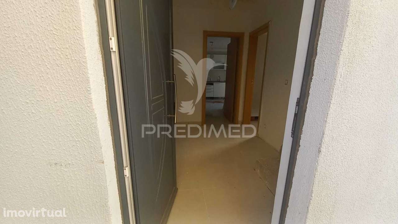 Moradia T3 em Recuperação – Foros da Amora - Grande imagem: 4/20