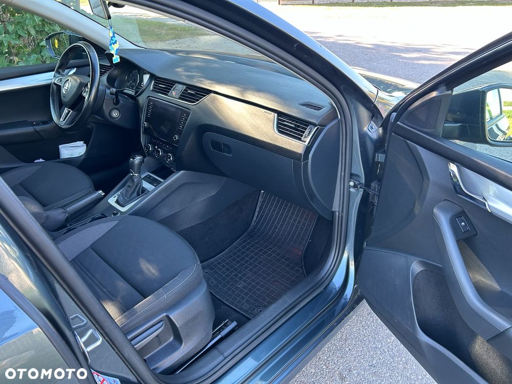 Skoda Octavia 1.5 TSI GPF ACT Style DSG - 9