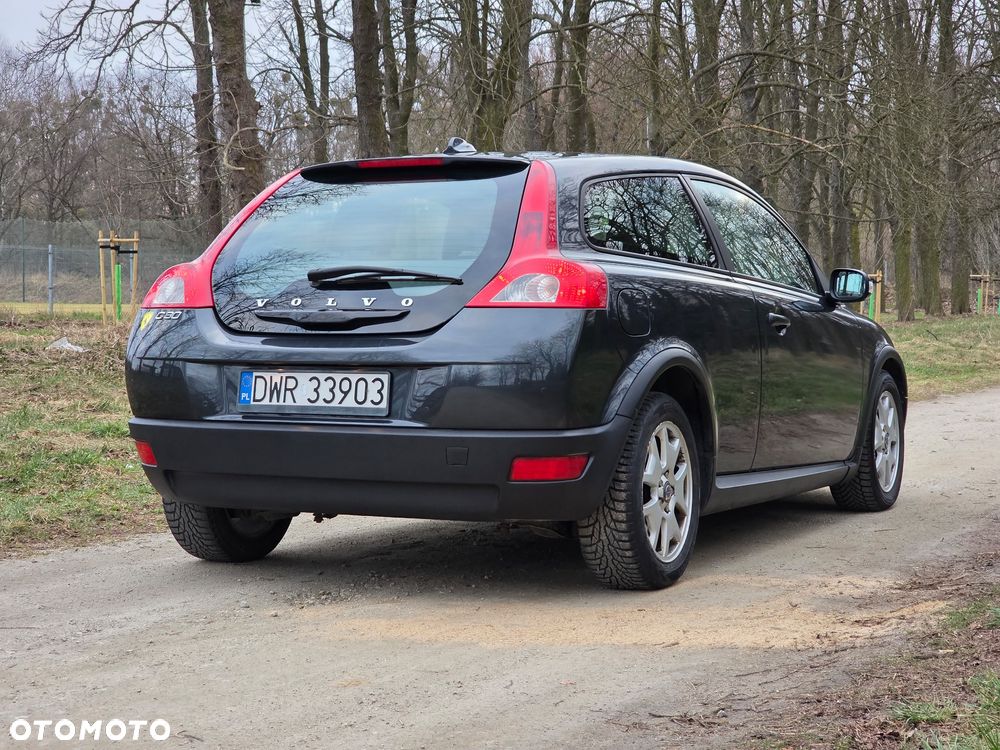 Volvo C30 2.0D Momentum - 3