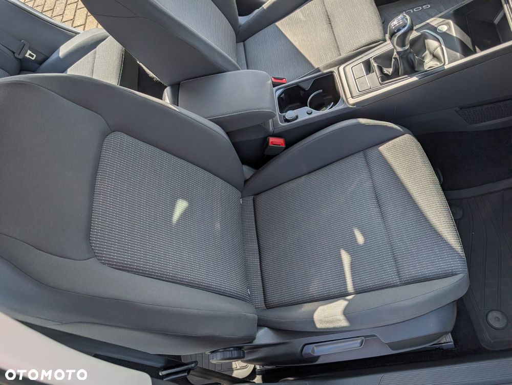 Volkswagen Golf 2.0 TDI Life - 22