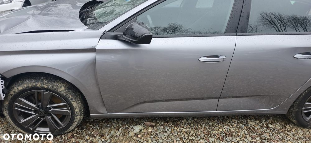 Peugeot 308 BlueHDi 130 EAT8 Style - 2