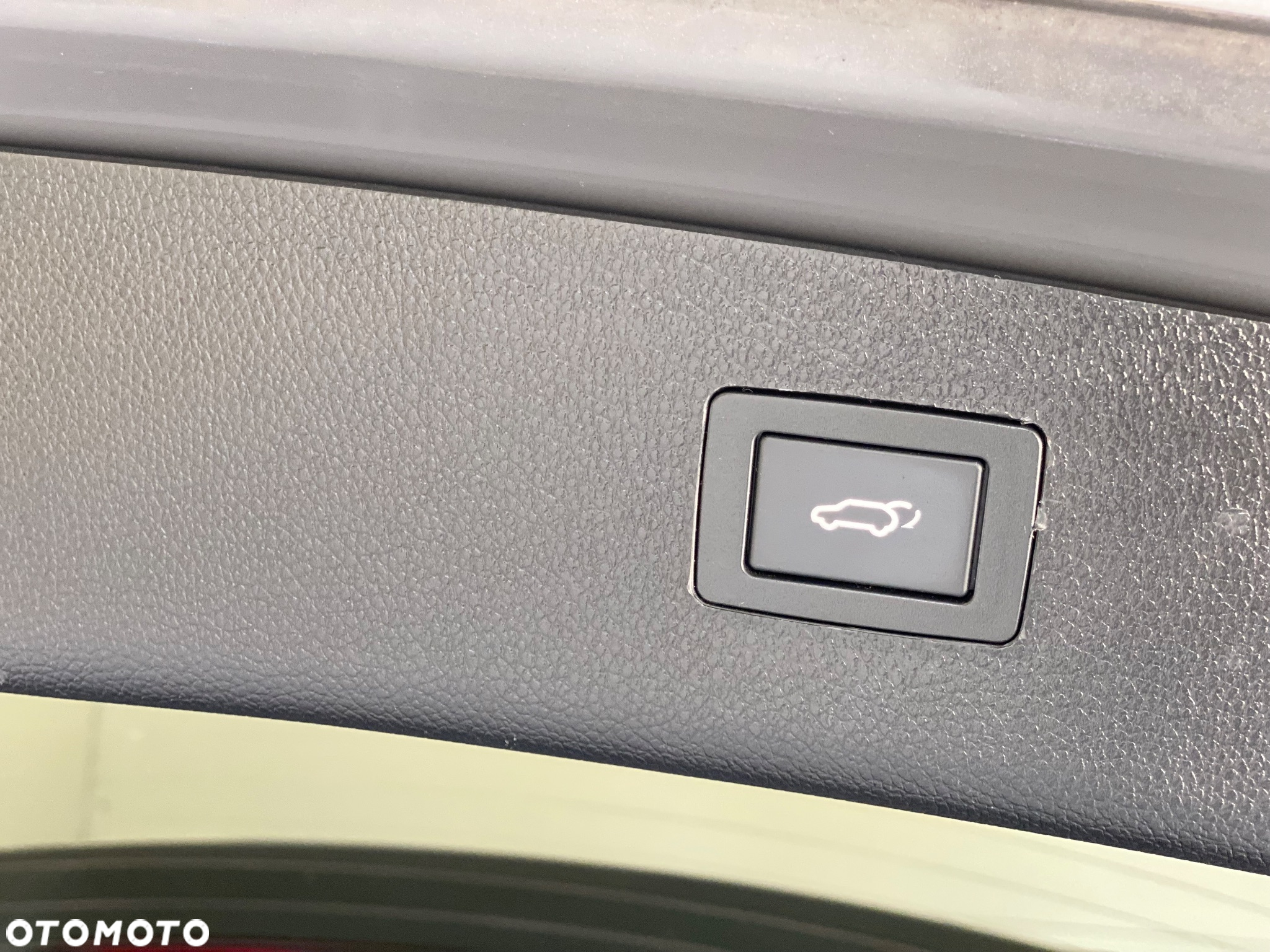 Hyundai i40 1.7 CRDi BlueDrive Premium DCT - 31