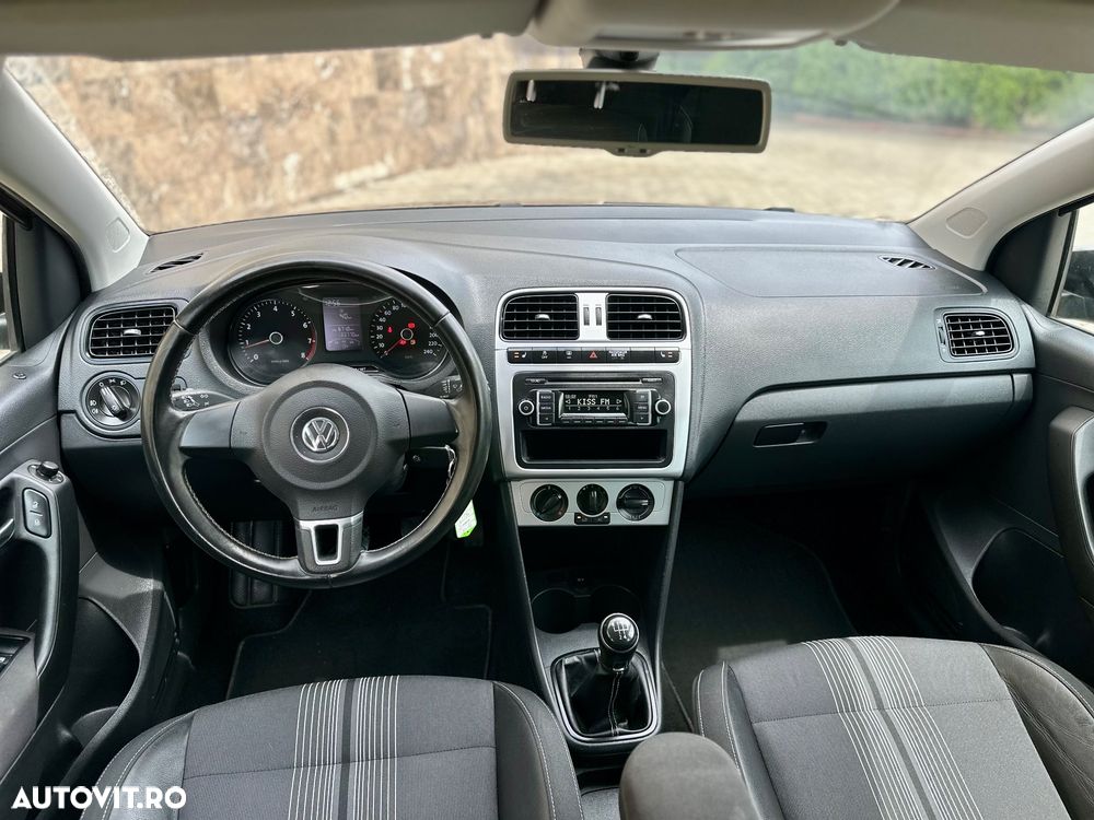 Volkswagen Polo 1.2 TSI MATCH - 5