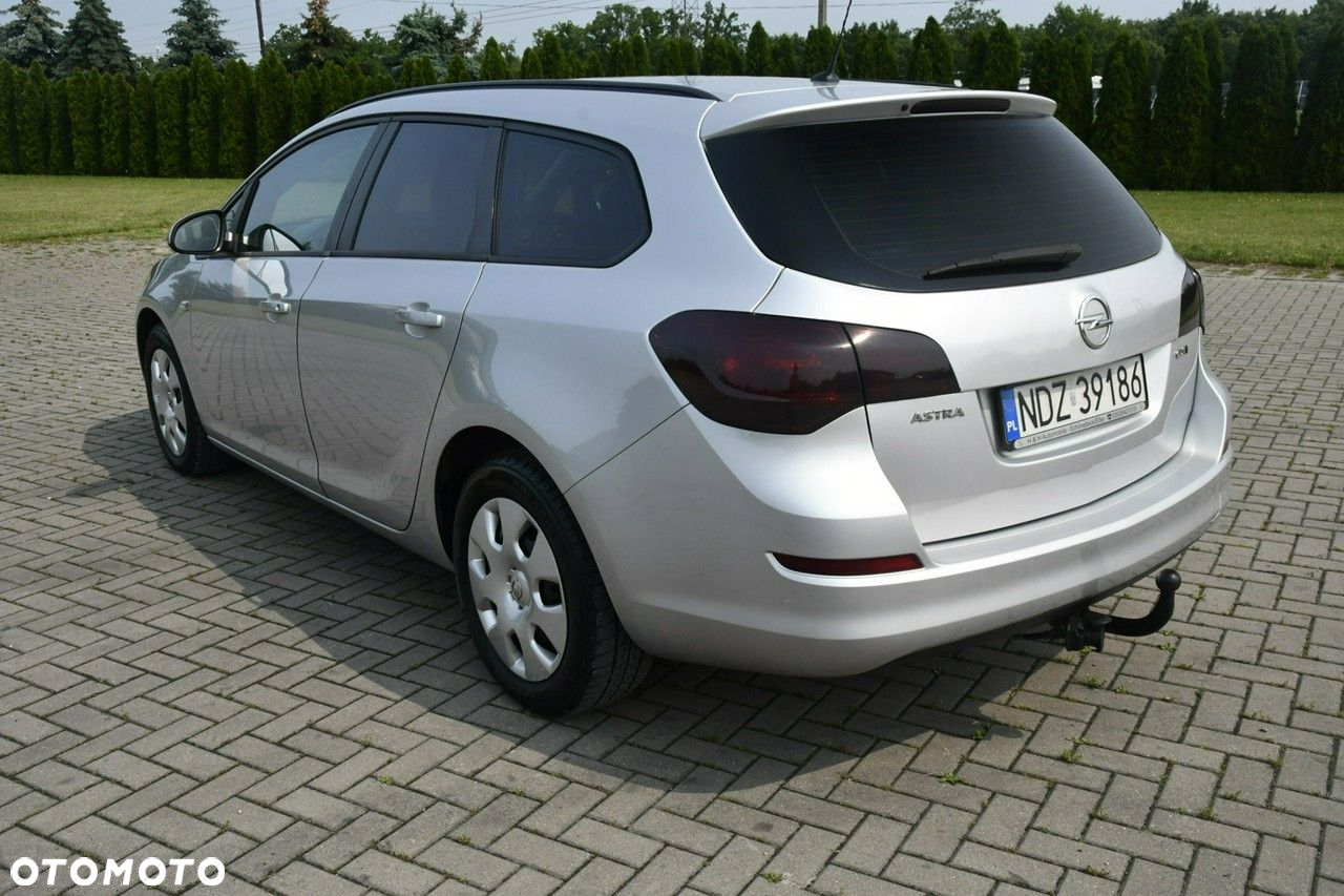 Opel Astra - 9