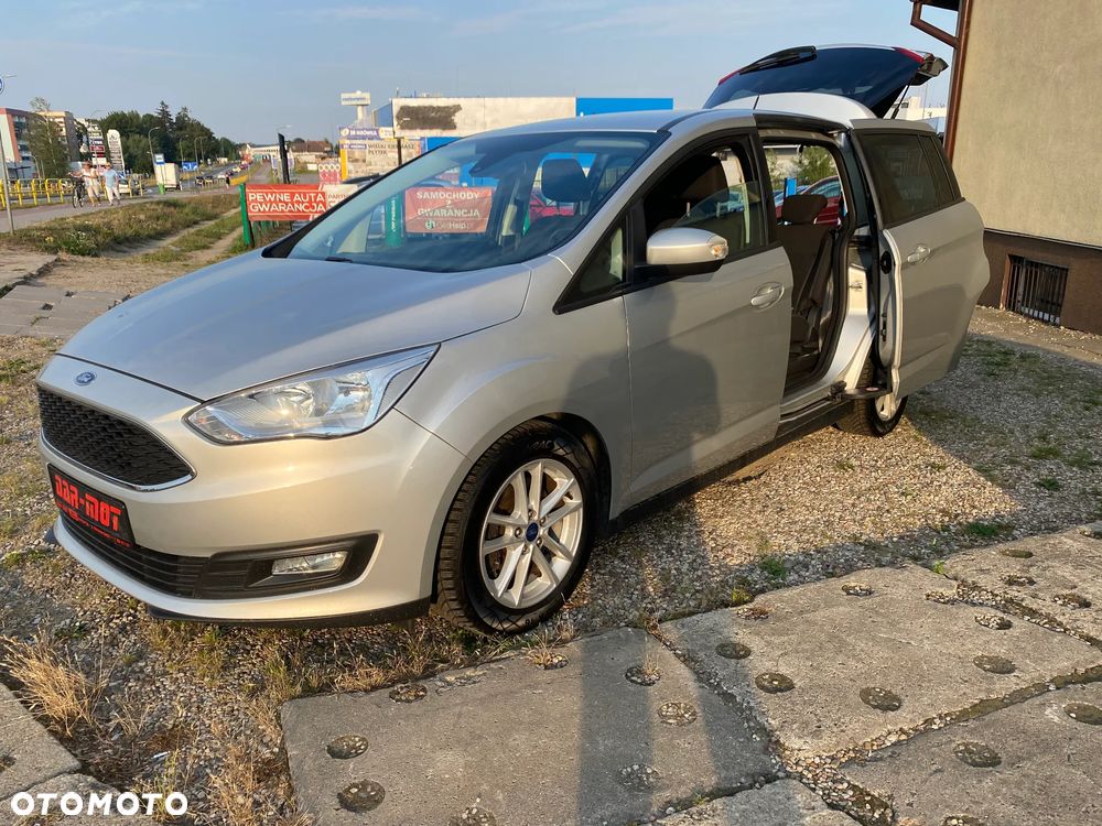 Ford Grand C-MAX - 28