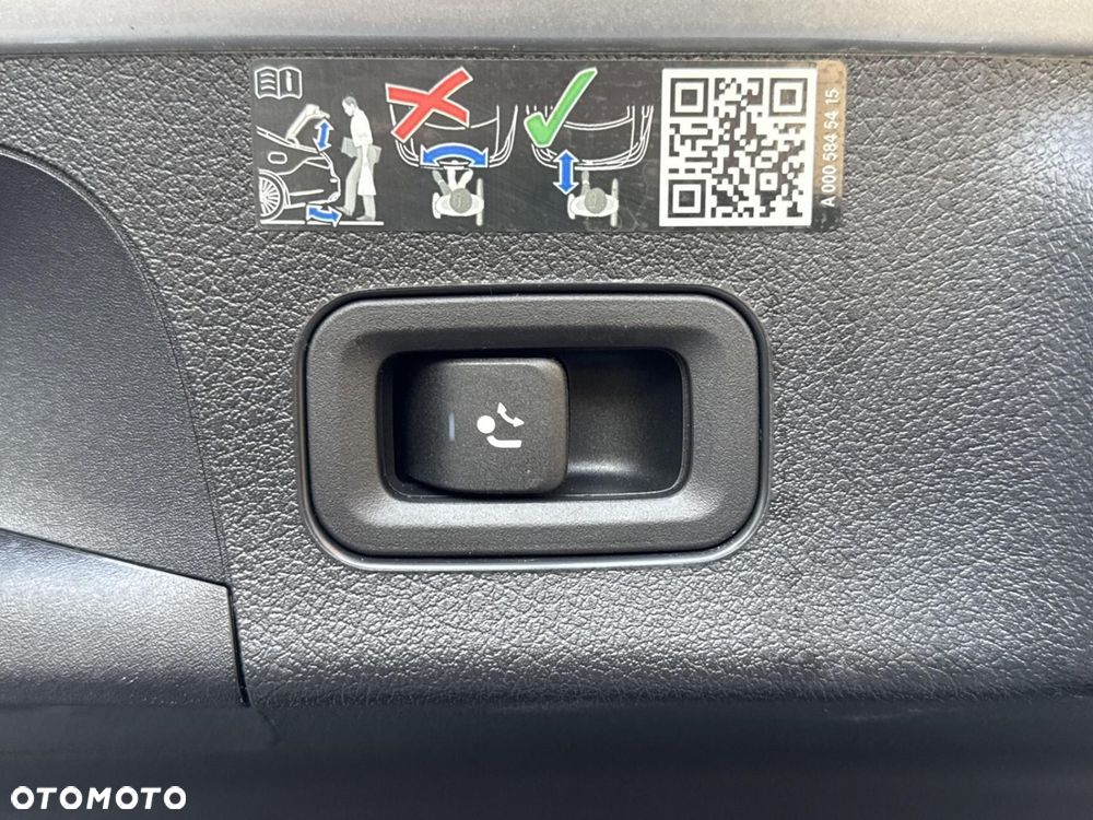 Mercedes-Benz CLA - 15