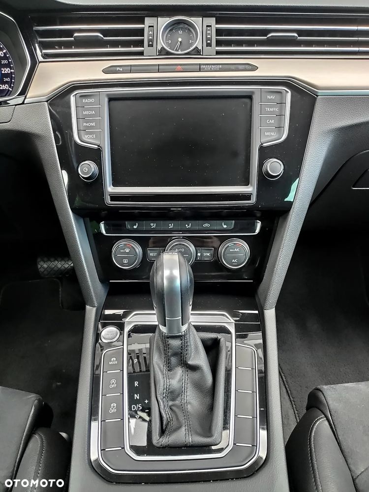 Volkswagen Passat 2.0 TSI BMT Comfortline DSG - 17