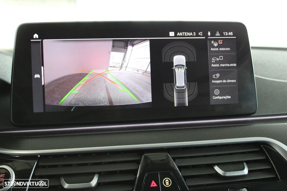 BMW 520 d Pack Desportivo M Auto - 16