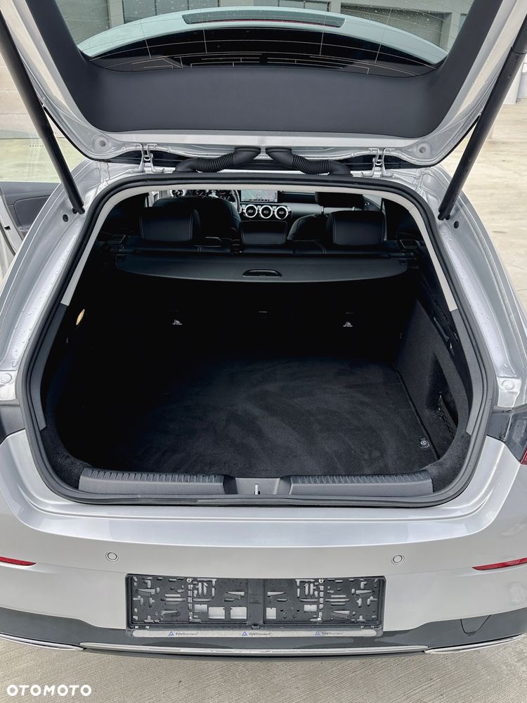 Mercedes-Benz CLA - 39