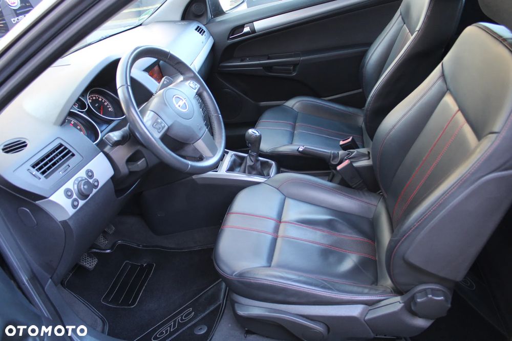 Opel Astra GTC 1.6 Edition Plus - 6