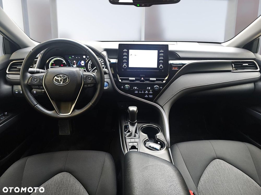Toyota Camry 2.5 Hybrid Comfort CVT - 8