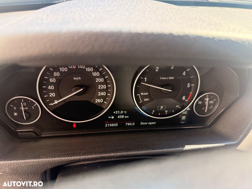 BMW Seria 3 318d Aut. - 14