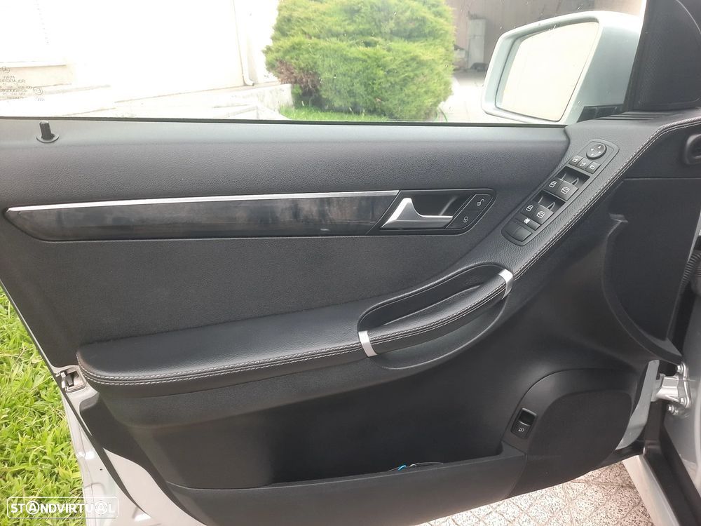 Mercedes-Benz R 300 CDI 4-Matic - 17