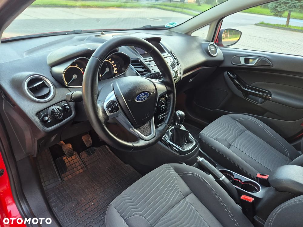 Ford Fiesta 1.0 EcoBoost STart-Stop Titanium - 28