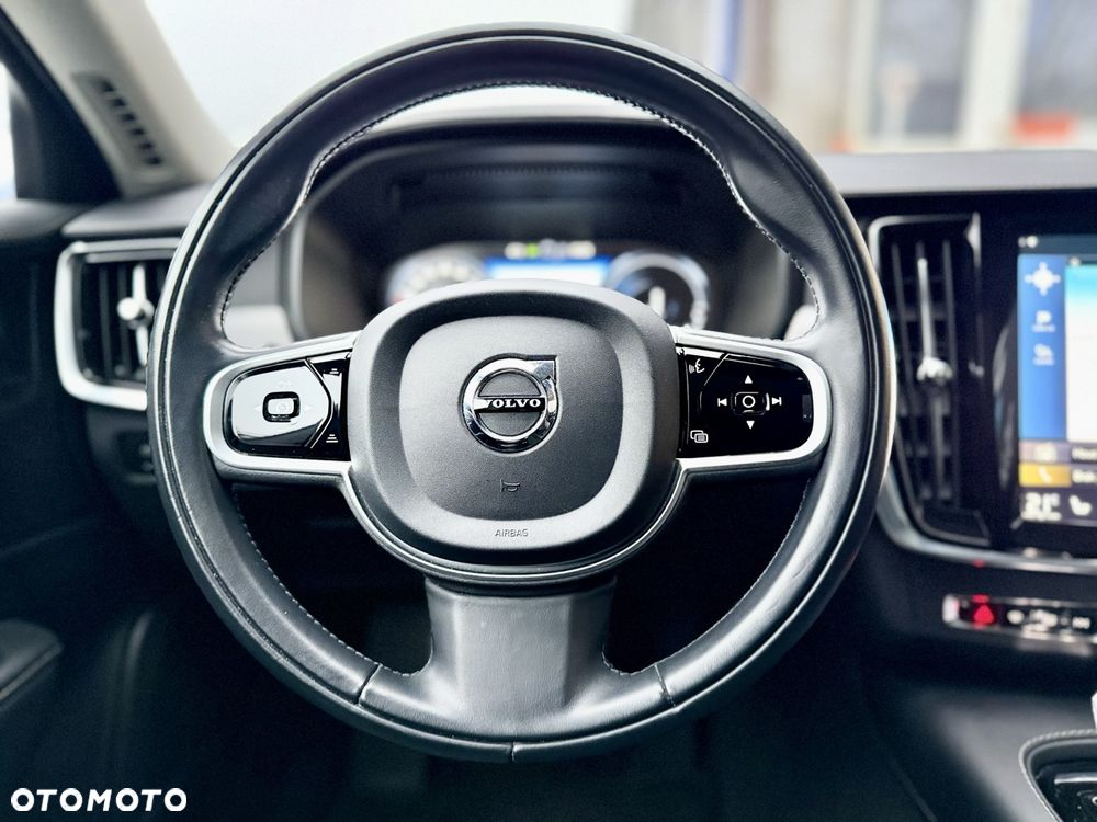 Volvo V90 T8 Twin Engine AWD Geartronic Inscription - 14