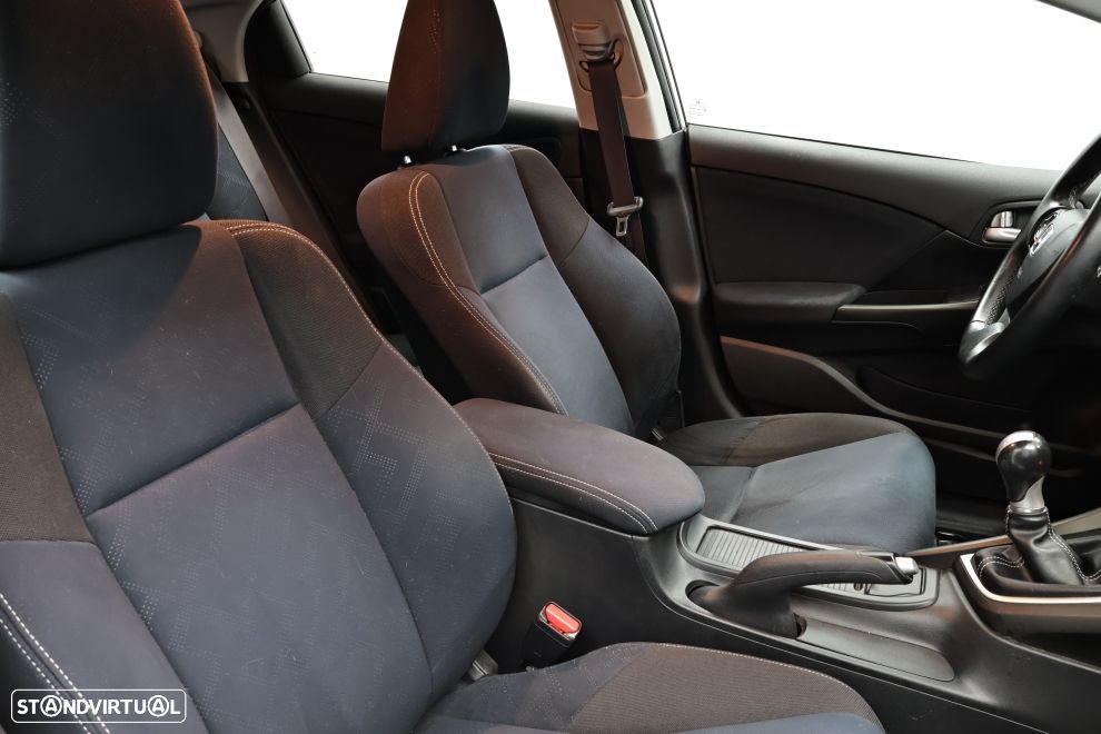 Honda Civic 1.4 i-VTEC Sport - 19