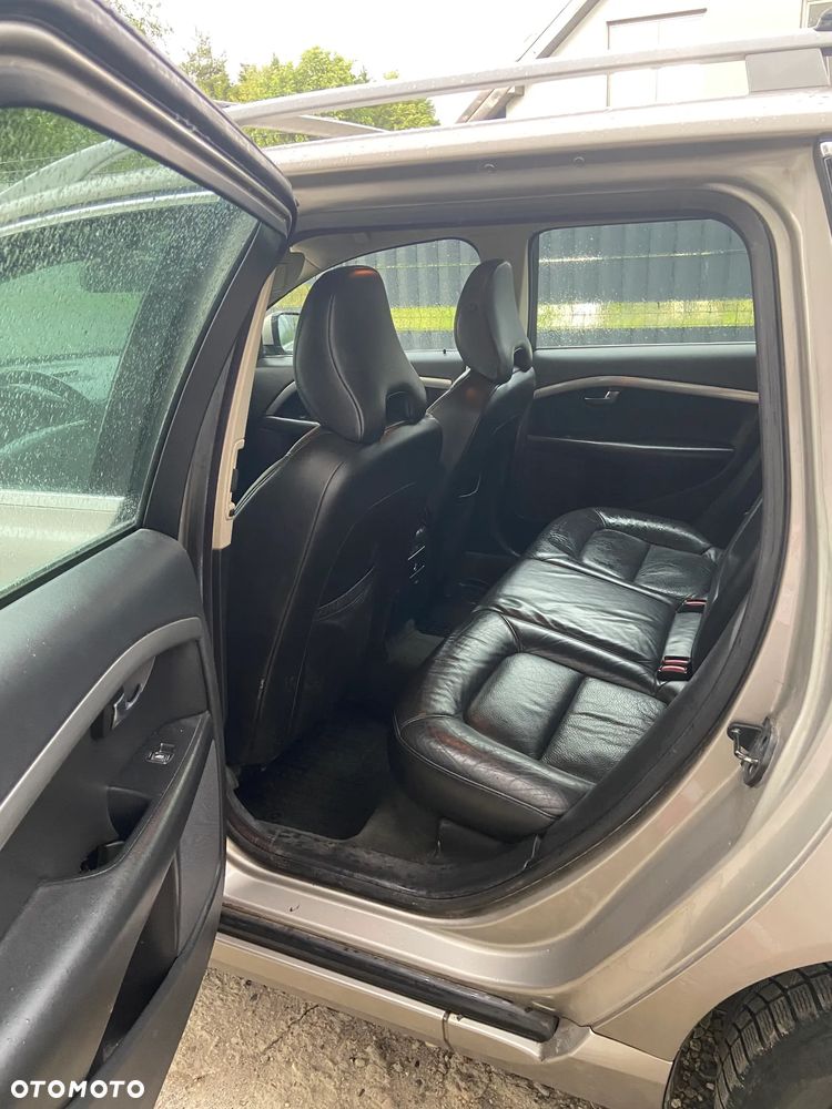 Volvo V70 2.4D Momentum - 6