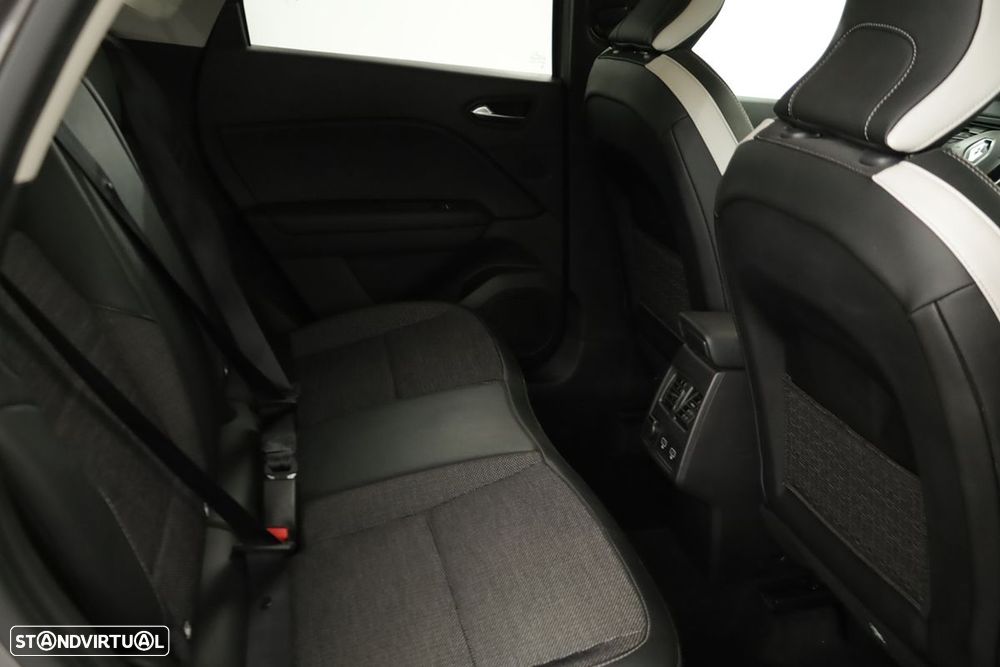 Renault Captur 1.0 TCe Techno Bi-Fuel - 24