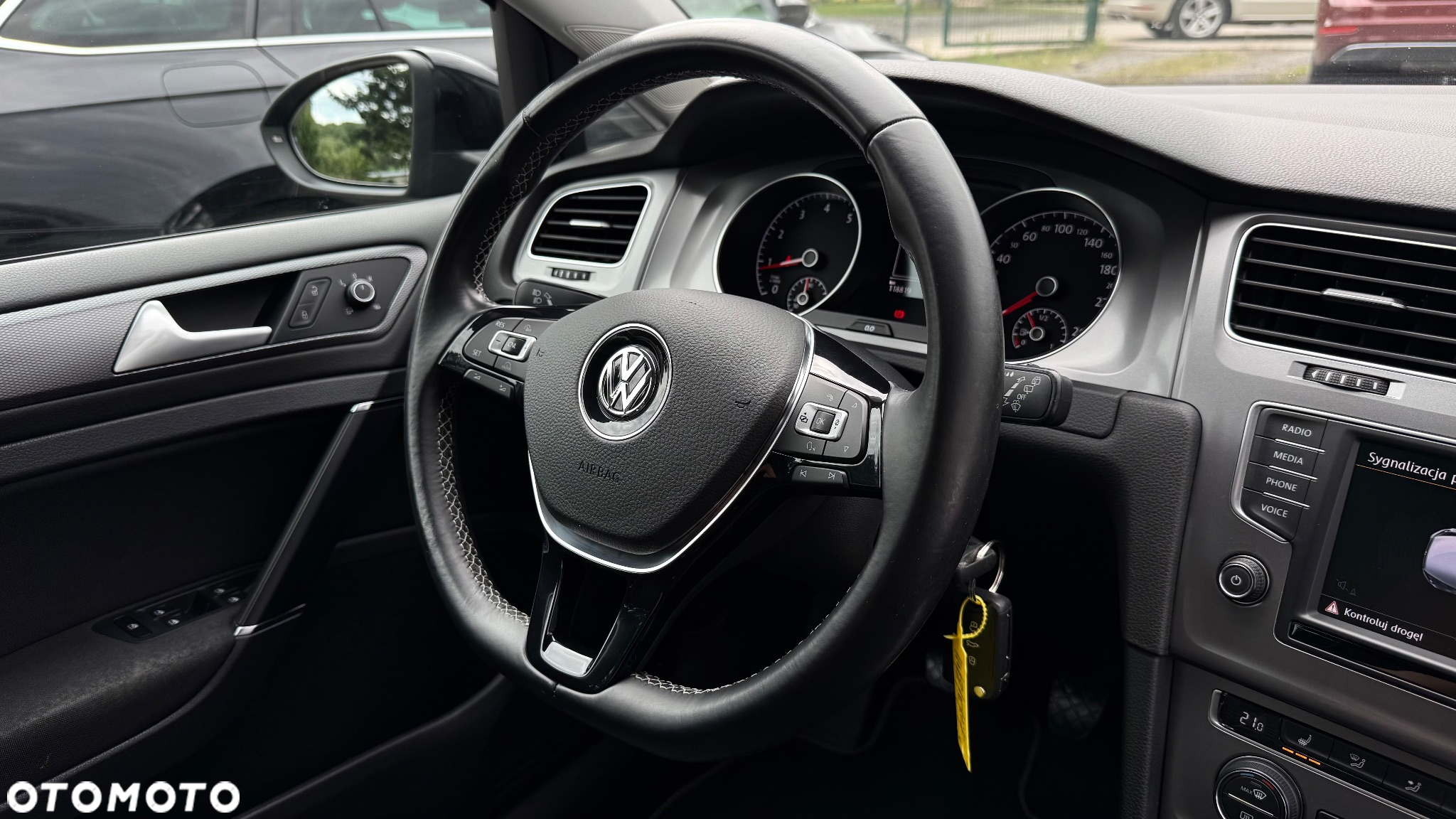 Volkswagen Golf 1.4 TSI BlueMotion Technology Lounge - 31