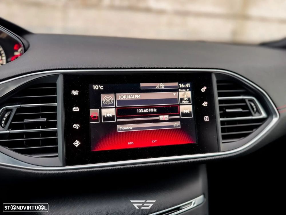 Peugeot 308 1.6 e-THP GTi - 33