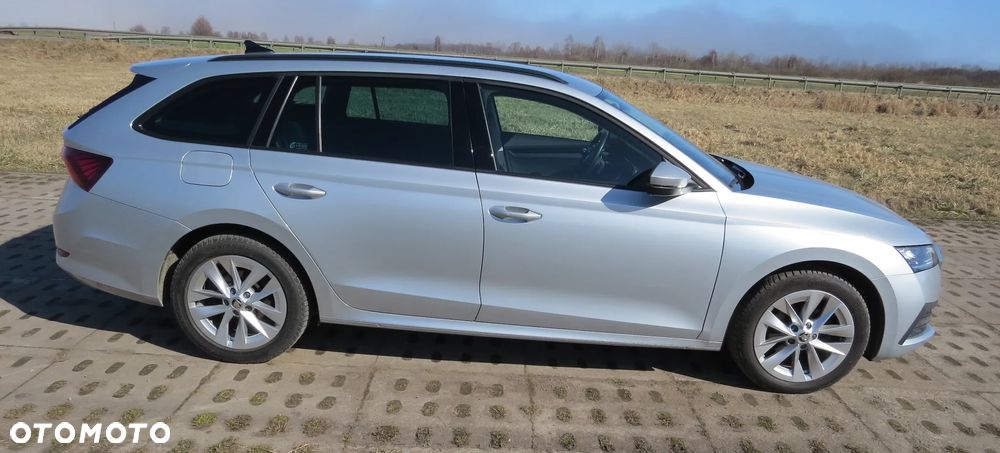 Skoda Octavia 2.0 TDI Ambition DSG - 3