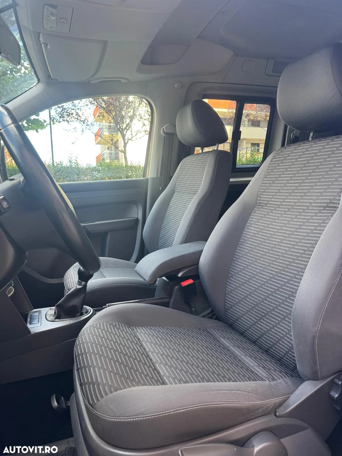 Volkswagen Caddy Maxi 1.6 TDI BlueMotion Comfortline - 14