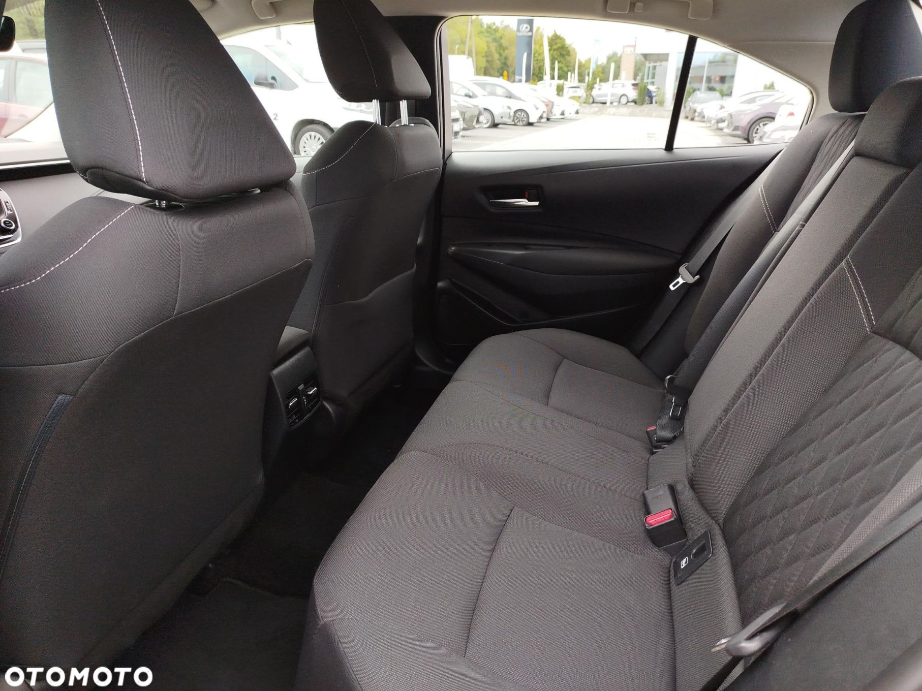 Toyota Corolla - 15
