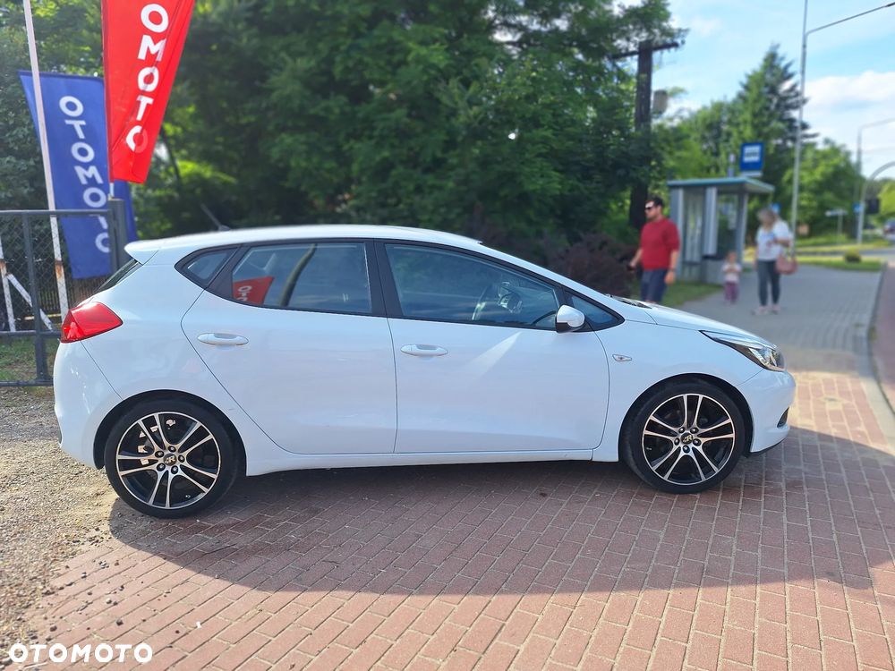 Kia Ceed 1.4 CVVT Attract - 9